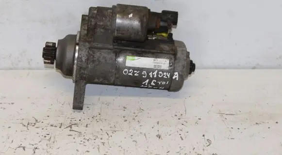 Volkswagen Golf VI Starter motor 02Z911024A