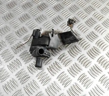 Mercedes-Benz E W213 Electric auxiliary coolant/water pump 0392023000 A2135010420