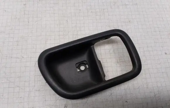 Toyota Avensis T220 Other rear door trim element 6927705011 F2278A2