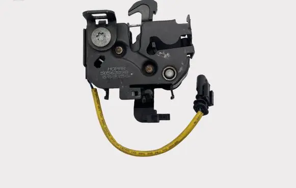 Alfa Romeo Stelvio Engine bonnet/hood lock/catch 50563898 670292696 50547306