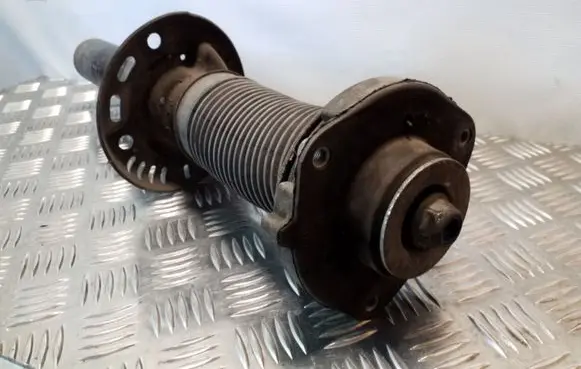 Audi A3 S3 8P Front shock absorber/damper 824904000570