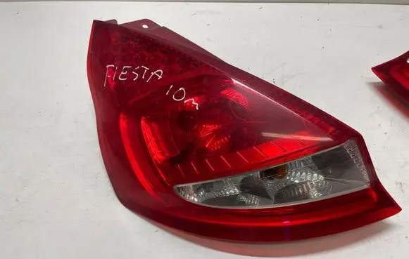Ford Fiesta Rear/tail lights 8A6113405A