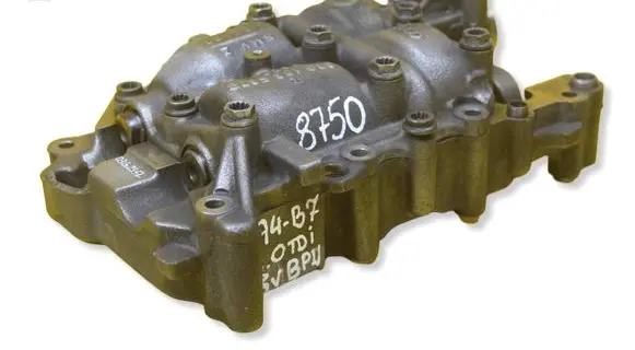 Audi A4 S4 B7 8E 8H Oil pump 03G103537B 03G295L