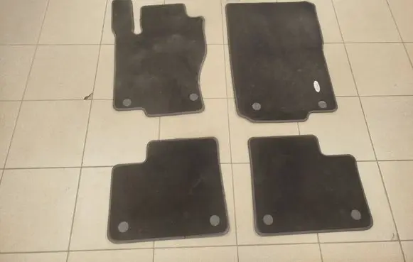 Mercedes-Benz GL X166 Car floor mat set A1666803648 A1666803748 A1666842803