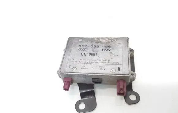 Audi A2 Aerial antenna amplifier 8E0035456