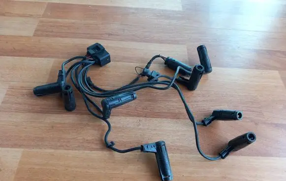 BMW 7 E65 E66 Glow plug wires 12517788876