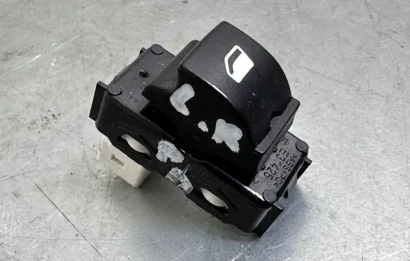 Citroen C4 SpaceTourer Electric window control switch 96762292ZD