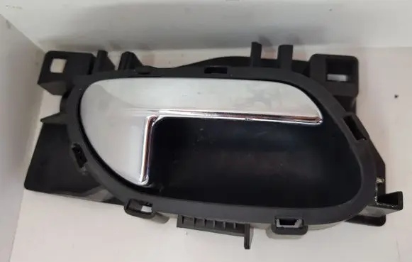 Peugeot 5008 Front door interior handle 9683446577 9683446077