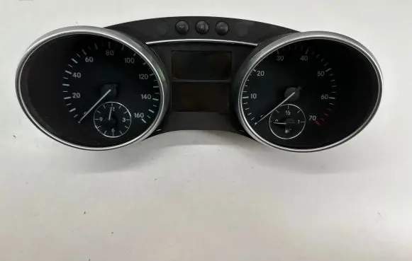 Mercedes-Benz ML W164 Speedometer (instrument cluster) A1645400611 A2514420421 A1645404047
