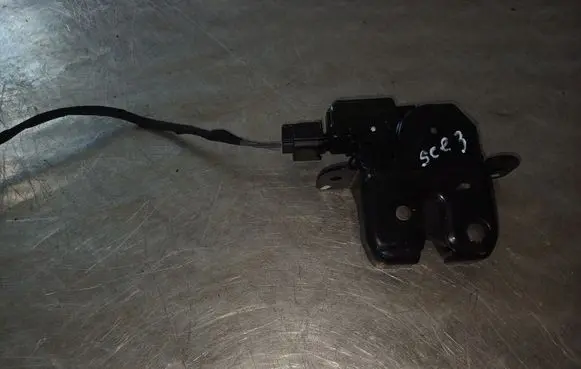 Renault Megane III Tailgate/trunk/boot lock/catch/latch 846300003R
