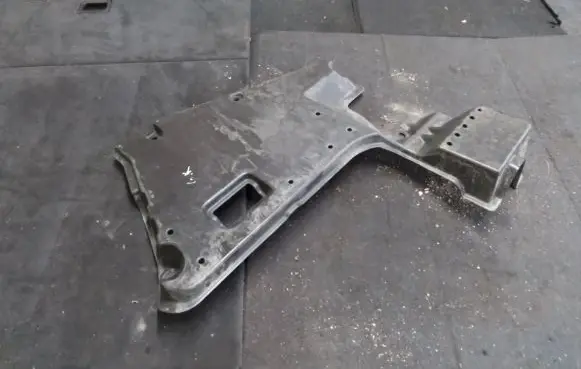 Lexus ES 250 - 300 - 330 Front bumper skid plate/under tray 5839933080
