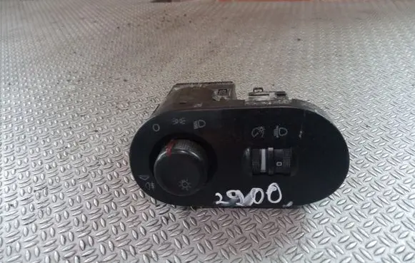 Seat Ibiza III (6L) Light switch 6L1941531AD