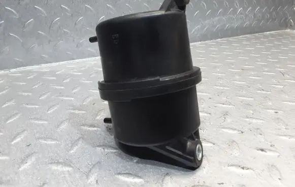 Mazda 6 Vacuum air tank 