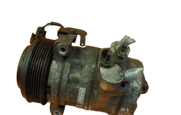 Dodge Nitro Air conditioning (A/C) compressor (pump) 690B592719