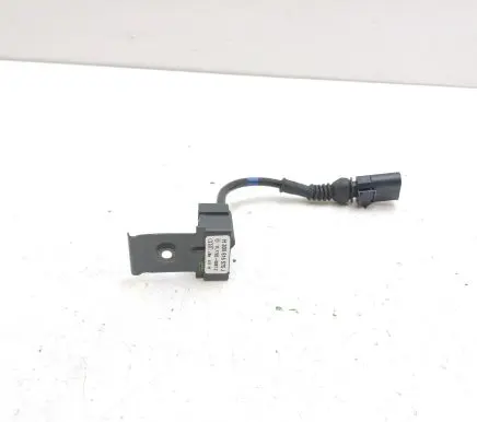 Volkswagen Phaeton ABS wheel speed sensor 3D0616575J