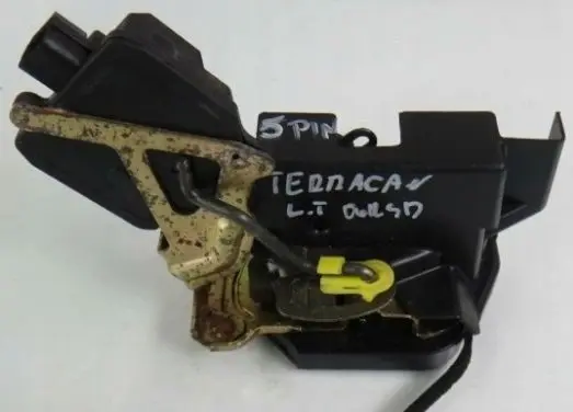 Hyundai Terracan Front door lock 3240117