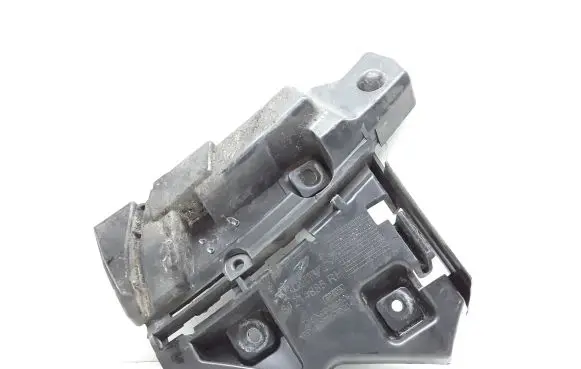 Volvo C30 Front bumper mounting bracket 31214885