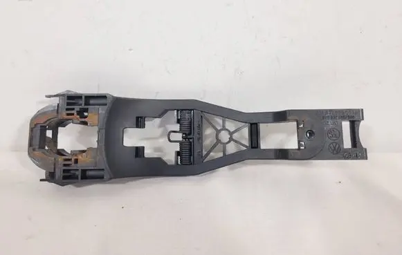 Skoda Octavia Mk2 (1Z) Front door exterior handle/bracket 6Q4839885 6Y0837885