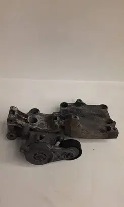 Volkswagen Touran I Generator/alternator bracket 03g903143