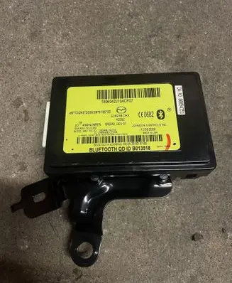 Mazda CX-7 Bluetooth control unit module EH6266DHX