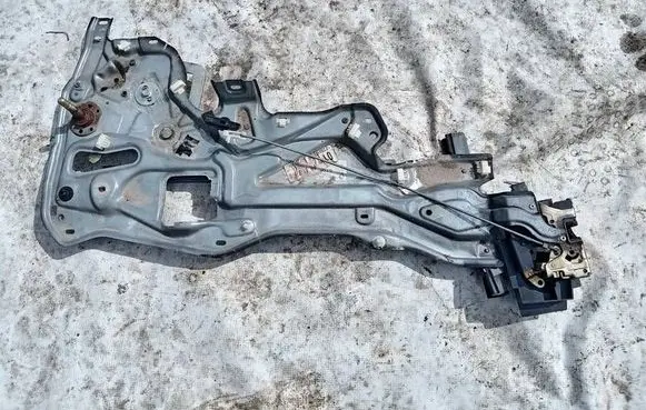Renault Laguna I Sliding door window regulator with motor 7701672409
