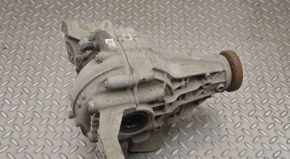 Porsche Macan (95B) Rear differential 40127523050