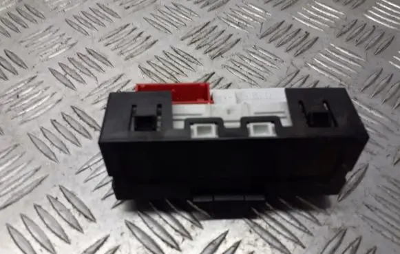 Renault Megane II Screen/display/small screen 8200107839