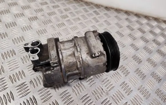 Toyota RAV 4 (XA40) Air conditioning (A/C) compressor (pump) 4472500411