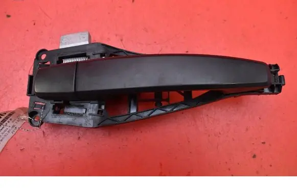 Opel Astra H Front door exterior handle 