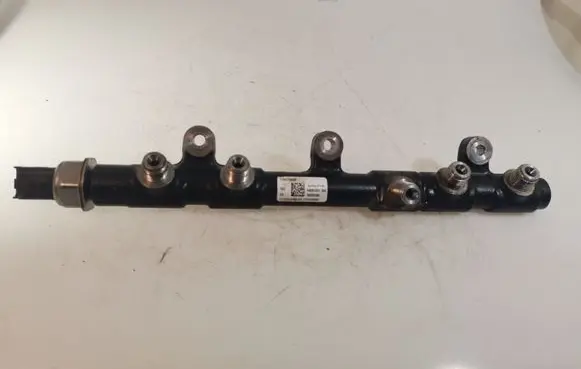 Renault Master III Fuel main line pipe 175217543R H8201257368
