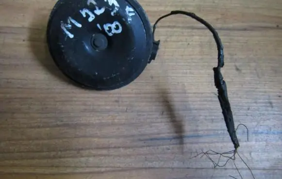 Mazda 323 F Horn signal
