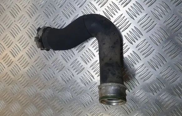 Audi Q7 4L Intercooler hose/pipe 7L6145738A