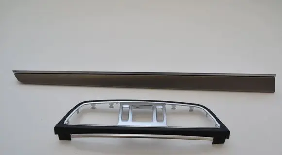 Mercedes-Benz E A207 Dashboard glove box trim