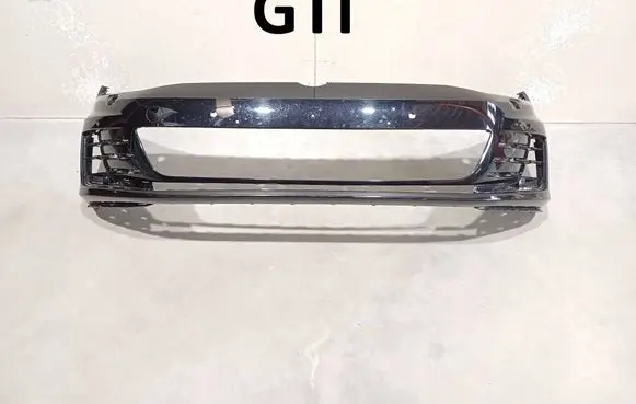 Volkswagen Golf VII Front bumper 5G0807221L
