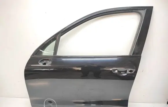Porsche Cayenne (92A) Front door 