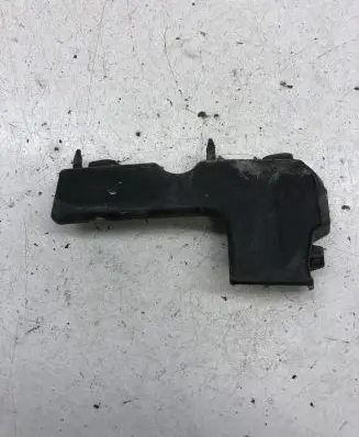 Audi A4 S4 B7 8E 8H Front bumper mounting bracket 8E0807284E