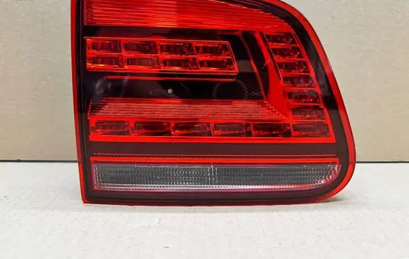 Volkswagen Tiguan Rear/tail lights 5N0945307