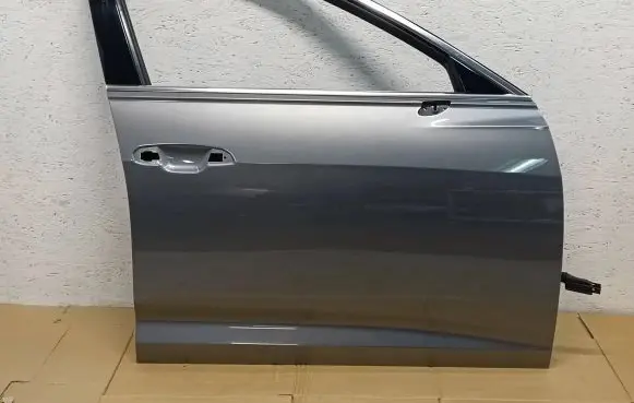 Audi A6 S6 C8 4K Front door