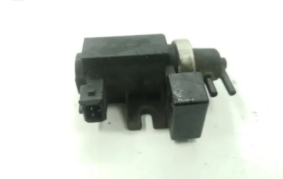 BMW 7 E65 E66 Vacuum valve 40100