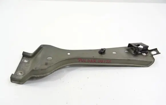 Nissan Pulsar Rear bumper mounting bracket 4CL