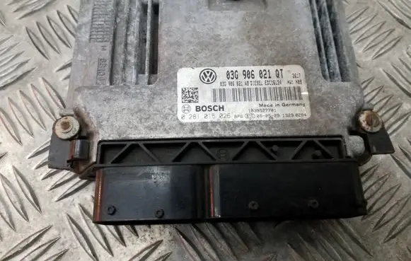 Skoda Superb B6 (3T) Engine control unit/module ECU 03G906021QT EDC16U34