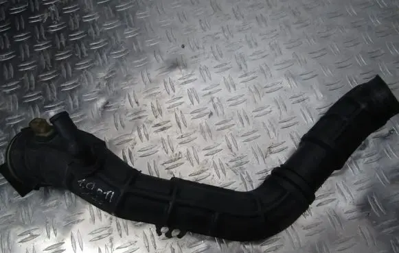 Volvo S40, V40 Air intake hose/pipe 5v049