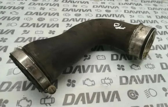 Audi TT TTS Mk2 Intercooler hose/pipe 1K0145834N