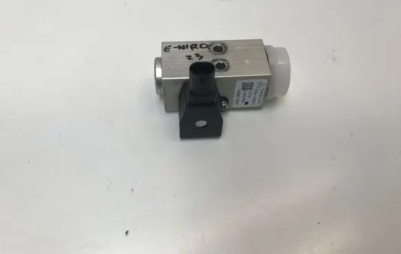 KIA Niro Air conditioning (A/C) expansion valve T416231810 V429010547 EGH15M070