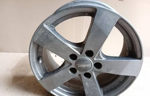 R16 alloy rim