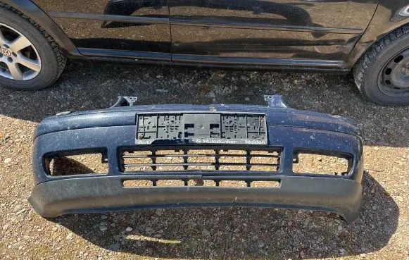 Volkswagen Golf IV Front bumper