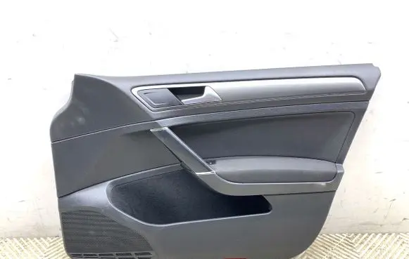 Volkswagen Golf VII Front door card panel trim