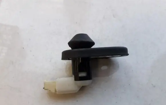 Toyota Corolla Verso AR10 Front door sensor coupe Y68