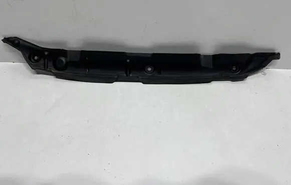 Audi Q3 F3 Fender end trim 83A821111A