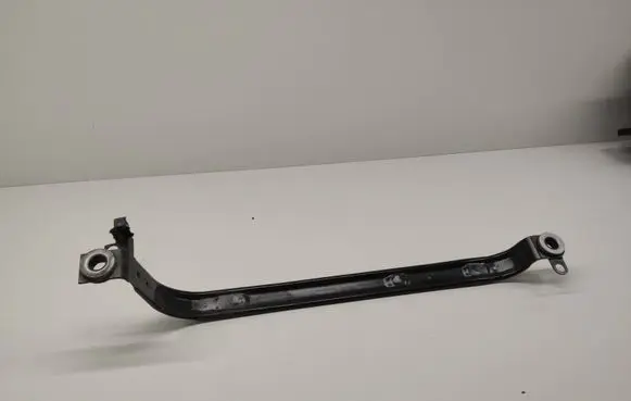 Volvo V60 Fuel tank mounting bracket 31452890